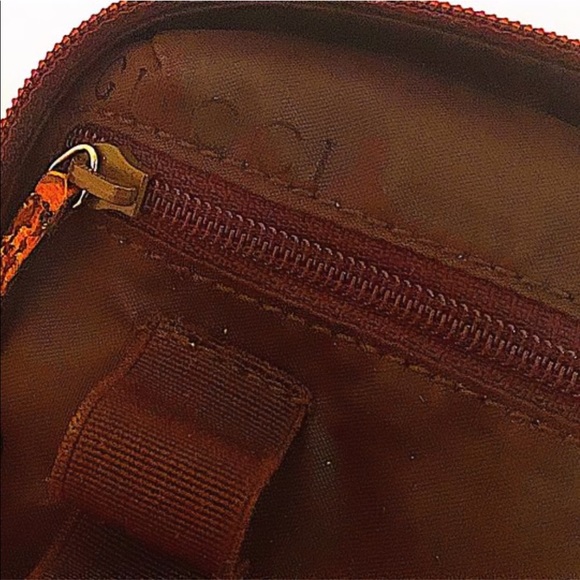 Authentic Gucci Tom Ford Rare Python Mini Vanity Case w/ Wrist Strap - Picture 9 of 12